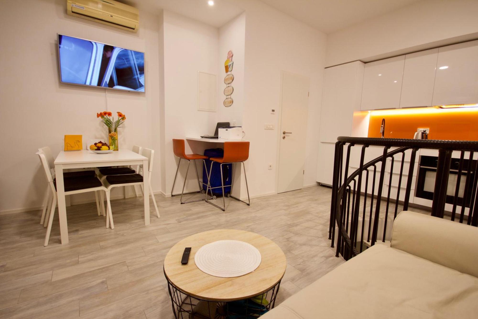 Albina Apartment Ljubljana Bagian luar foto