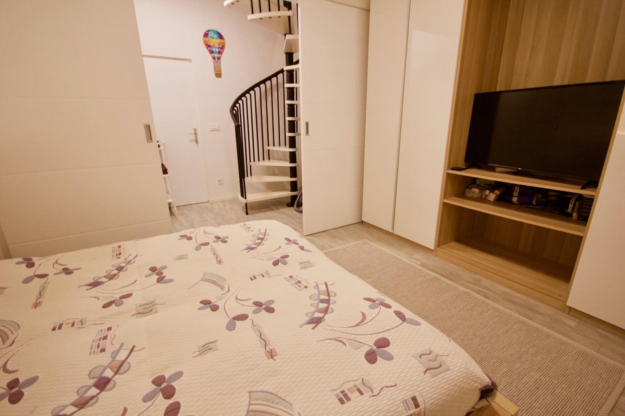 Albina Apartment Ljubljana Bagian luar foto